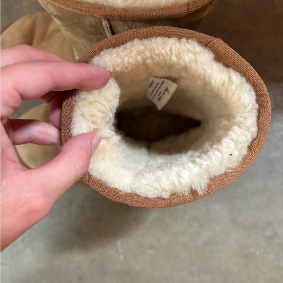 UGG Classic Short Boots Chestnut - Picture 6 of 12